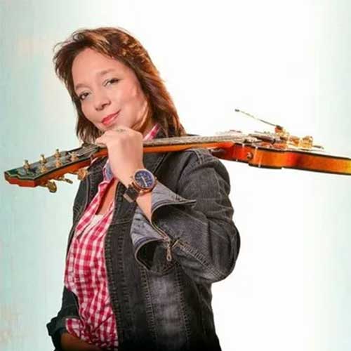 Victoria Eman HZ Muziek zangeres Gelderland
